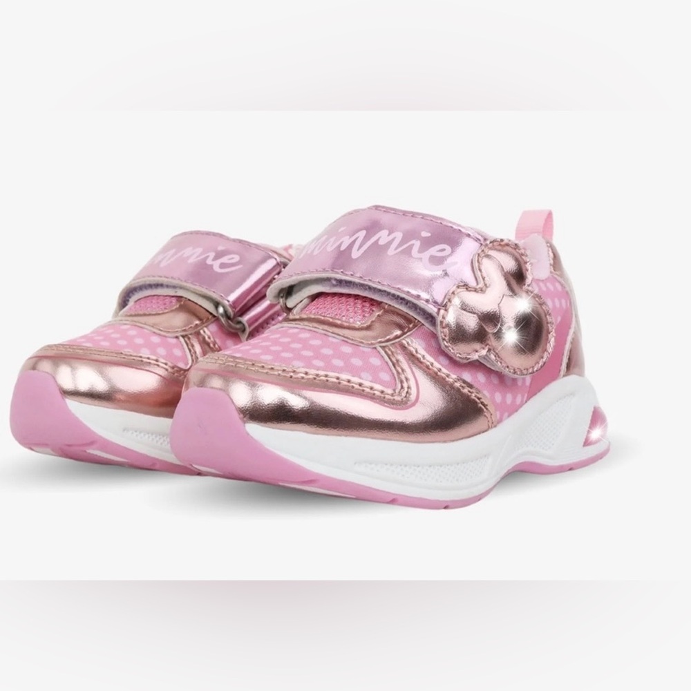 NIB Disney Pink Minnie Mouse Kids Light Up Sneakers Size 5c
